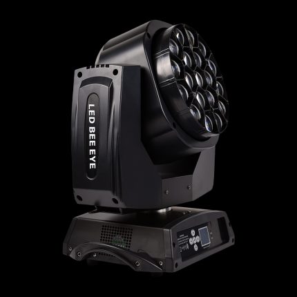 Testa Mobile Wash Zoom 19x15W su Sfondo Nero