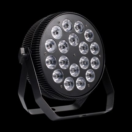 Par LED 18x10 RGBW su Sfondo Nero