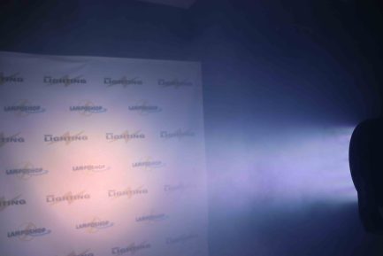 Par LED Slim 24X18W RGBW 4in1 potente fascio di luce angolazione 50º - immagine 11