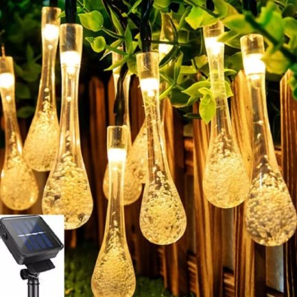 Catena Luminosa Solare di Natale a Forma di Goccia a 50 LED con 8 giochi di Luce per uso Interno/Esterno (Luce Calda) - immagine 3