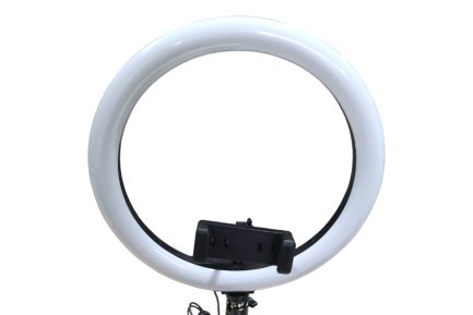 Anello Luminoso LED 12″ per selfie con treppiedi multi funzionale regolabile altezza 1,60mt - immagine 3