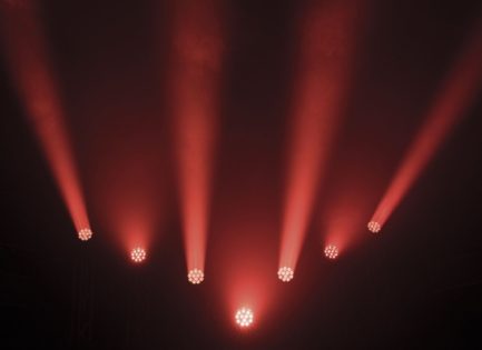 Coppia Teste Mobili Wash 19x40W LED RGBW IP65 Alta luminosità top di gamma Wisdom Line Pro complete di Flightcase - immagine 6