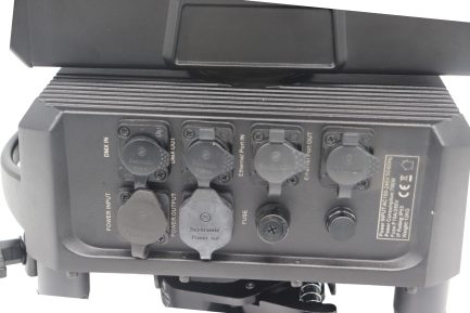 Baule FlightCase da 4 Teste Mobili LED Wash 7x60W RGBW Bee Eye IP65 Wisdom Line Pro - immagine 7