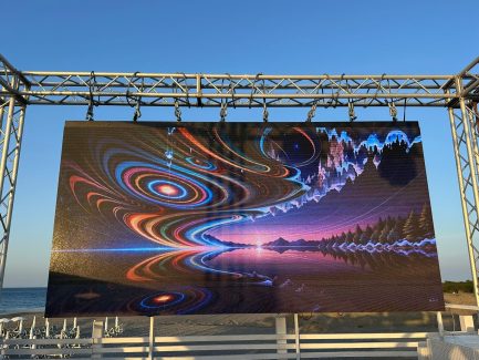 Schermo LEDWALL 3x2 mq Outdoor P3.91 Maxi Schermo da 24 mattonelle 50x50cm + flightcase incluso - immagine 3