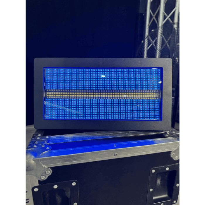 Atomic Shock 1200w RGBW con Barra Luce Centrale Bianca Fredda Numerosi Giochi Pixel Controllabili 3