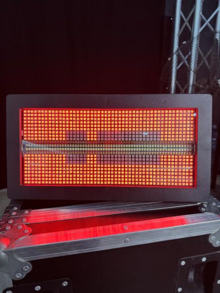 Atomic Shock 1200w RGB+W con Barra Luce Centrale Bianca Fredda Numerosi Giochi Pixel Controllabili - immagine 6