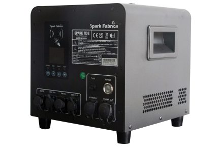 Spark X5 IP65 Macchina Scintille Professionale – Controllo DMX, IP55, 700W - immagine 2