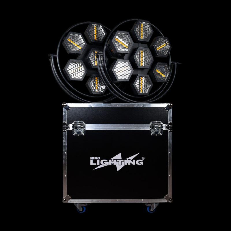 Lampada Mini Port Flower RGB + Luce Calda con Fly Case su Sfondo Nero