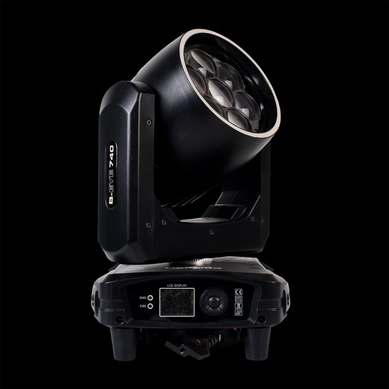 Testa Mobile Bee Eye 7x40W RGBW con Ring su Sfondo Nero