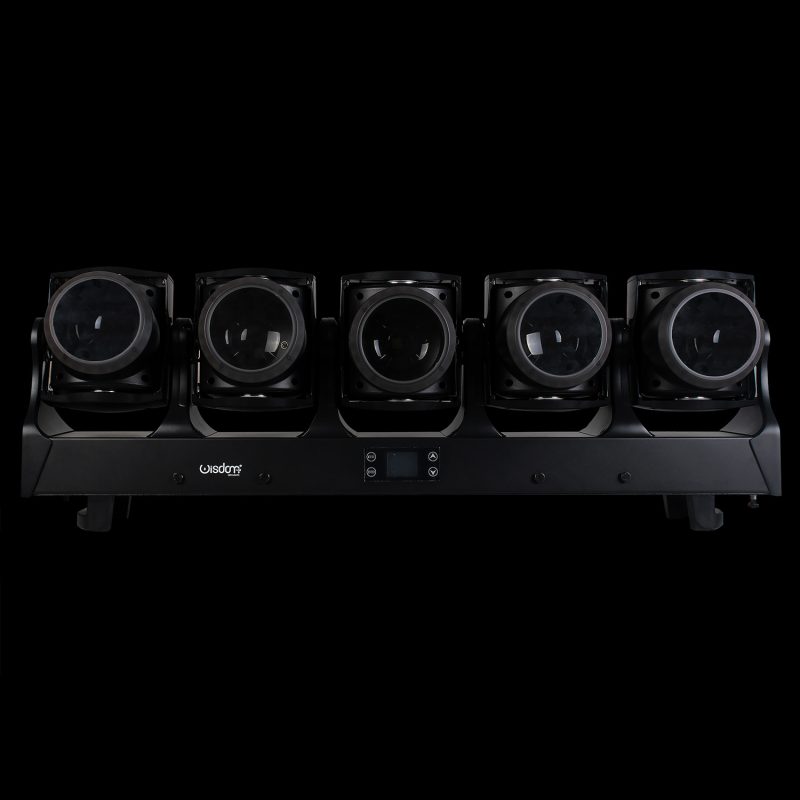 Barra LED Motorizzata Professionale in Prospettiva Frontale su Sfondo Nero