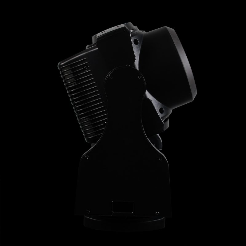 Barra LED Motorizzata Professionale in Prospettiva Laterale su Sfondo Nero