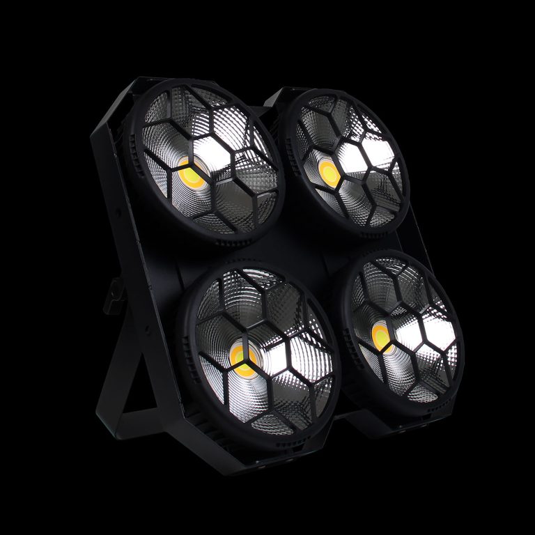 Accecatore Professionale 4x100W LED COB 2 Colori su Sfondo Nero